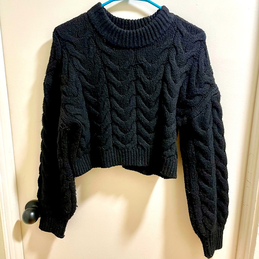 Black Crop Top Sweater